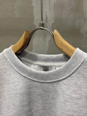 Gray ami paris small logo sweater