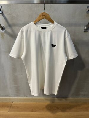 White prada logo basic triangle tshirt